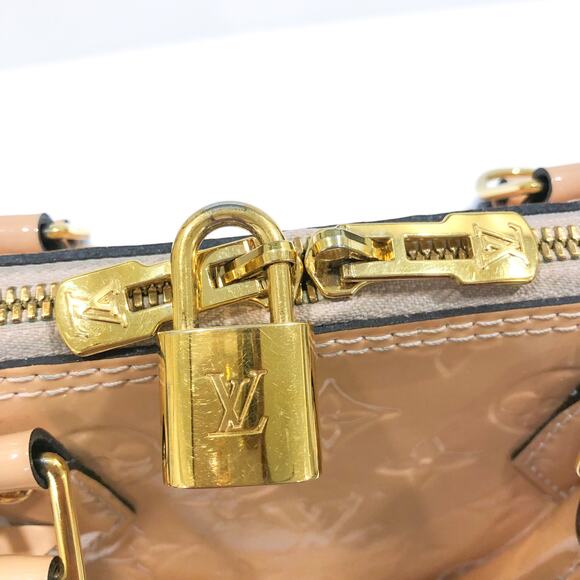 Louis Vuitton Monogram Vernis Alma PM Bag - Picture 10 of 16